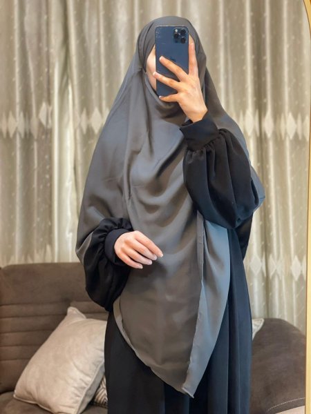 رمادي