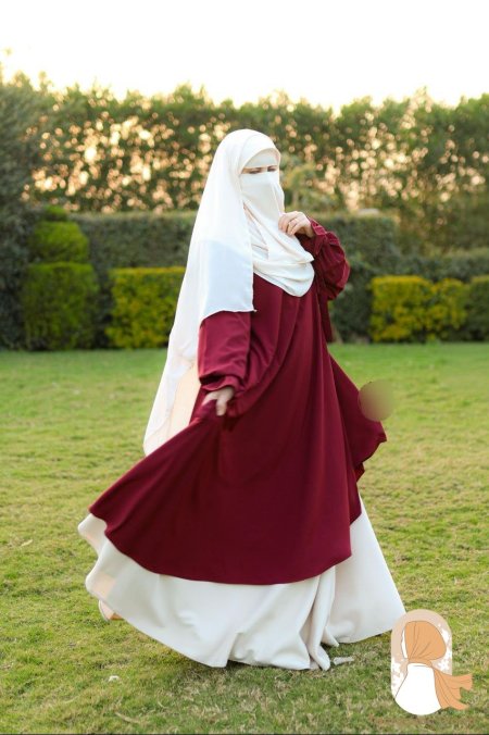 أبيض