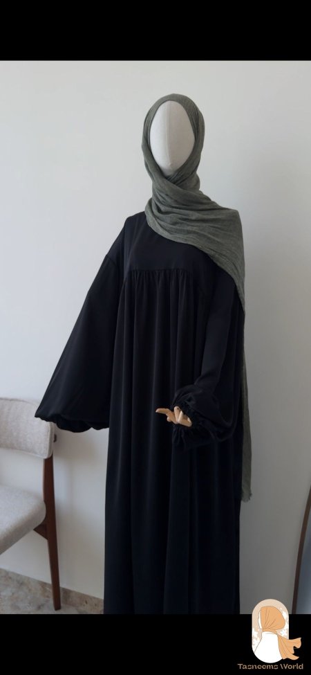 أسود