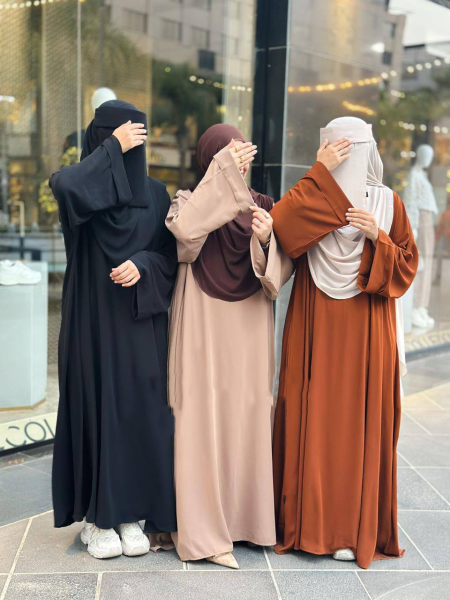 عباية بيزك خليجي بتلبس لحد طول 180 سم ووزن 150 كيلو