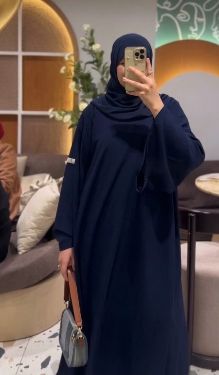 عباية تقى خليحي فري سايز بتلبس لحد طول 175 سم