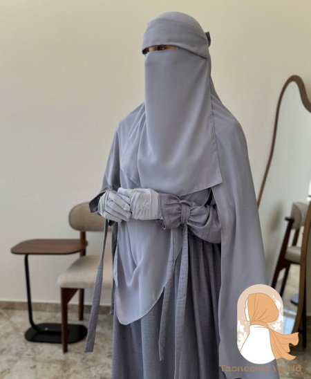 رمادي