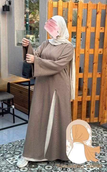 طقم هبة قطعتين ( كاب طويل + تنورة ) قماش ريب مستورد بلبس لحد وزن95 كيلو وطول 175 سم